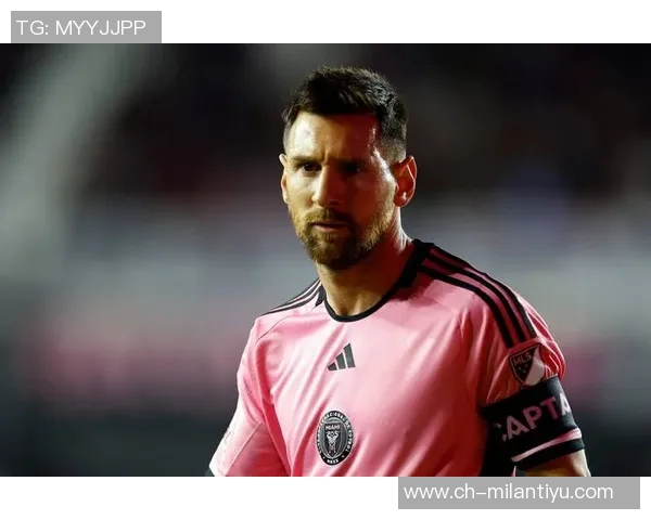 梅西备战美职联总决赛最后一练展示训练装备期待精彩对决 梅西备战美职联总决赛最后一练展示训练装备期待精彩对决