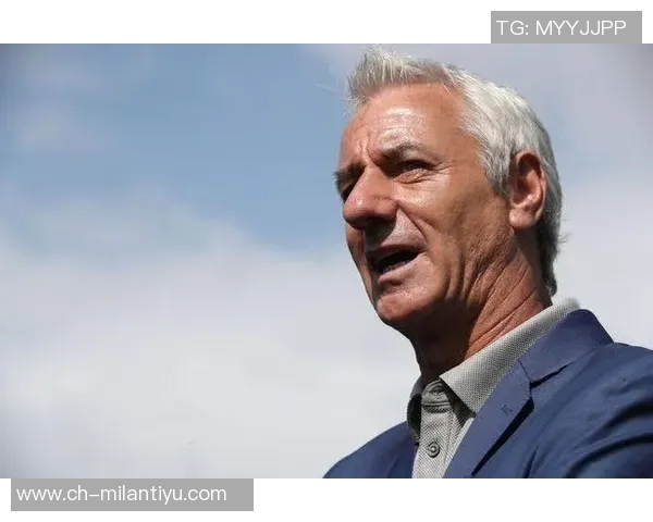 64岁红军名宿拉什与16岁女友订婚焕发新生活激情 64岁红军名宿拉什与16岁女友订婚焕发新生活激情